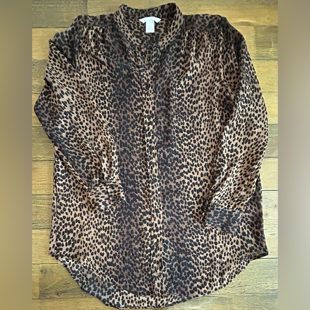 H&M Cheetah Print Sheer Tunic Style Button up Top Long Sleeves Brown and Black - Picture 5 of 12